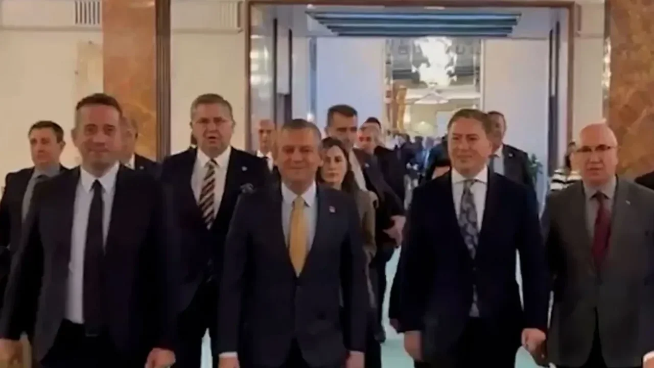 CHP lideri Özgür Özel TBMM’de