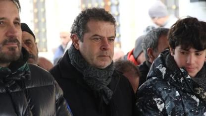 Cüneyt Özdemir'in annesi son yolculuğuna uğurlandı