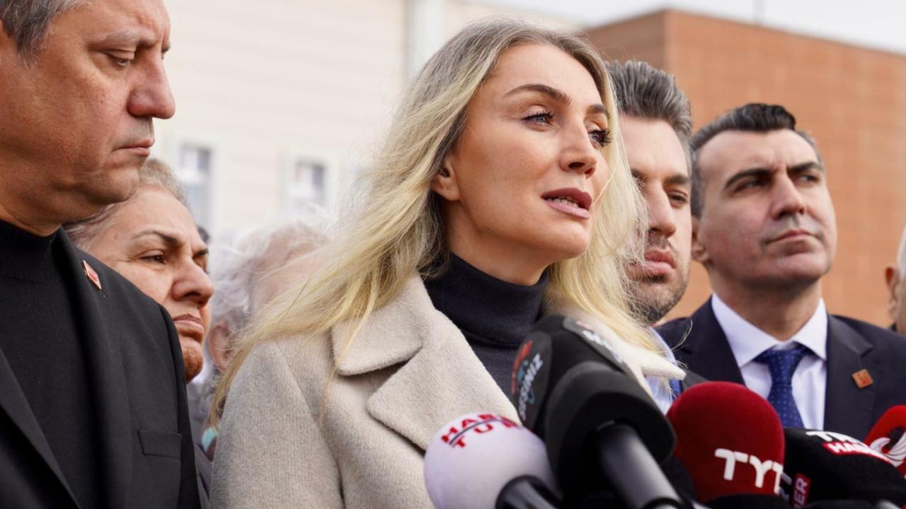 Dilek Kaya İmamoğlu'ndan "canlı yayın" çıkışı: Artık bir tercih değil, zorunluluk