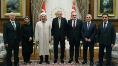 Diyanet heyeti Erdoğan'ı ziyaret etti