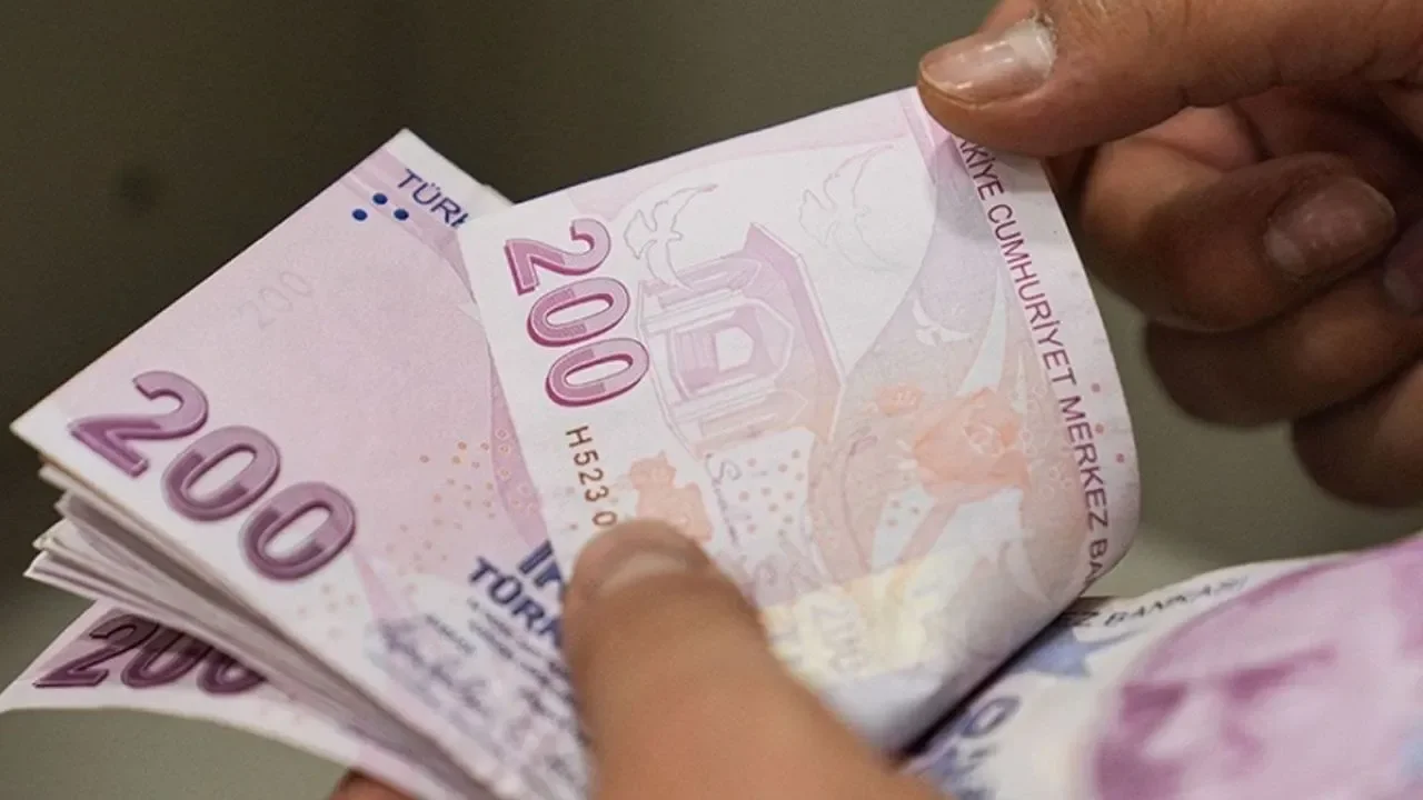 En Düşük Emekli Maaşında Yeni Hamle!