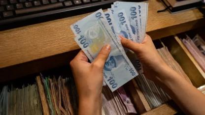 En düşük emekli maaşını 20 bin TL'ye çıkartan düzenleme komisyonda kabul edildi