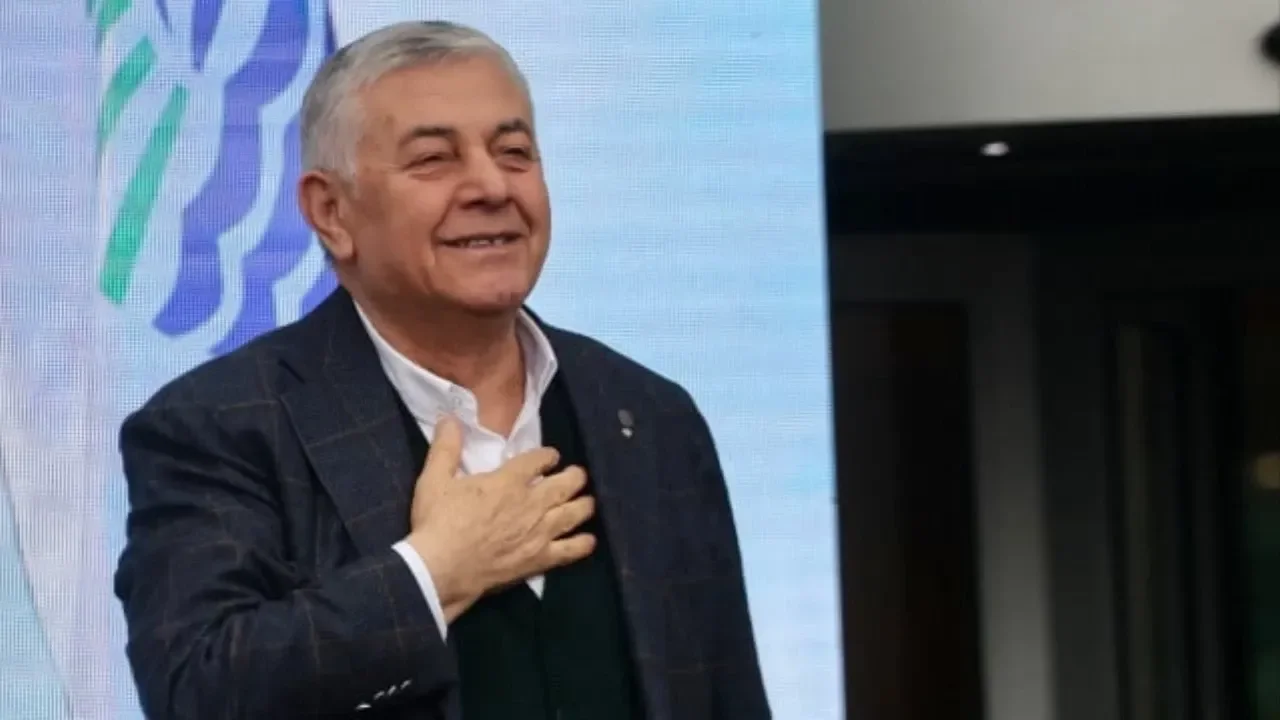 Eski Sarıyer Belediye Başkanı Şükrü Genç'e hapis cezası