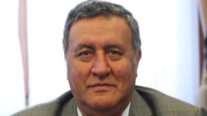 Gürer, "Devir, kredi kartın kadar varsın devri"