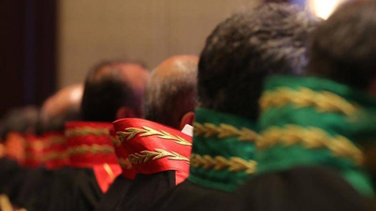 HSK'dan adliyelere 'hâkim ve savcıların sosyal medya kullanımı' hakkında yazı: Sanal arkadaşlık kurmayın, ailenizi paylaşımları konusunda uyarın