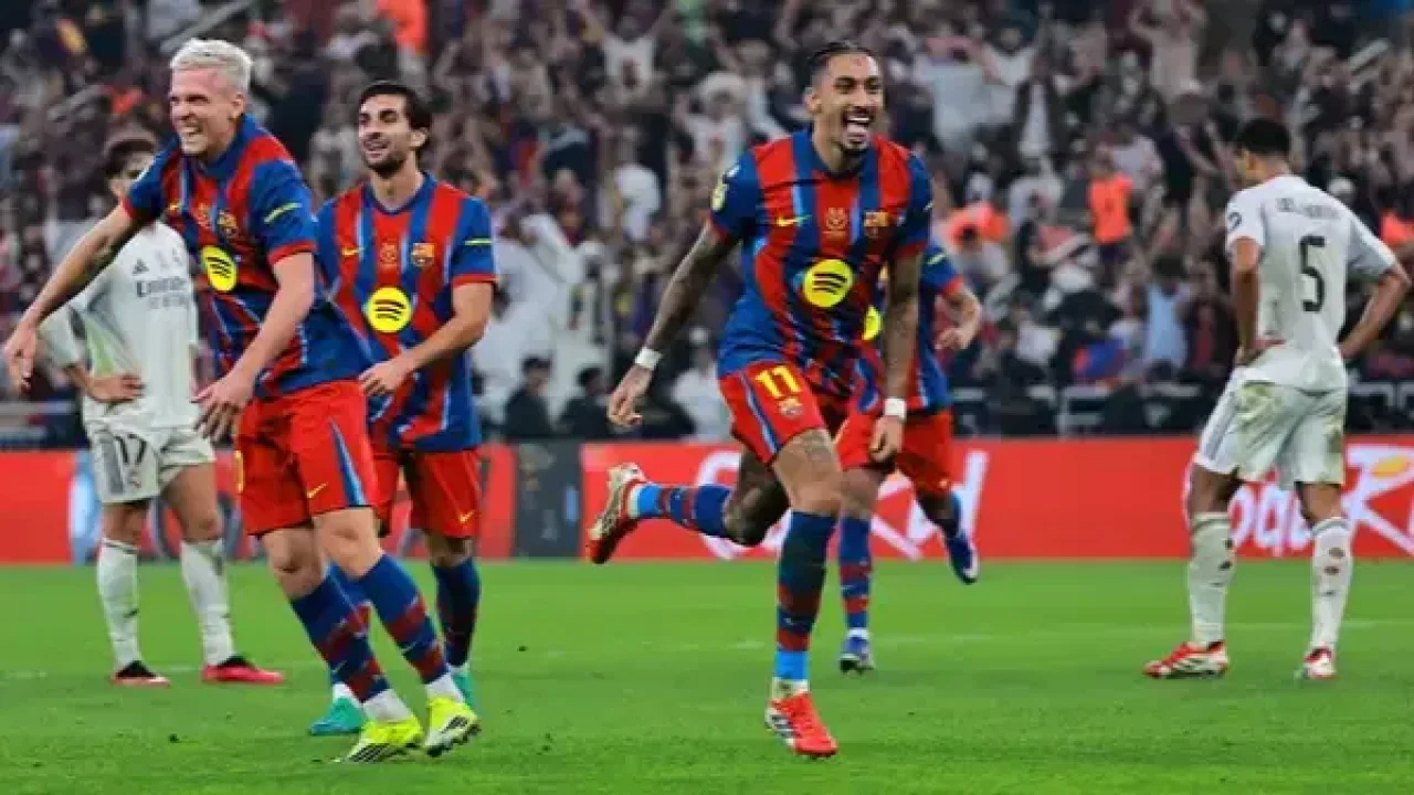 İspanya Süper Kupa'nın sahibi Barcelona! El Clasico'da müthiş mücadele...