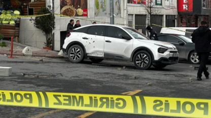 Kağıthane’de park halindeki araca silahlı saldırı