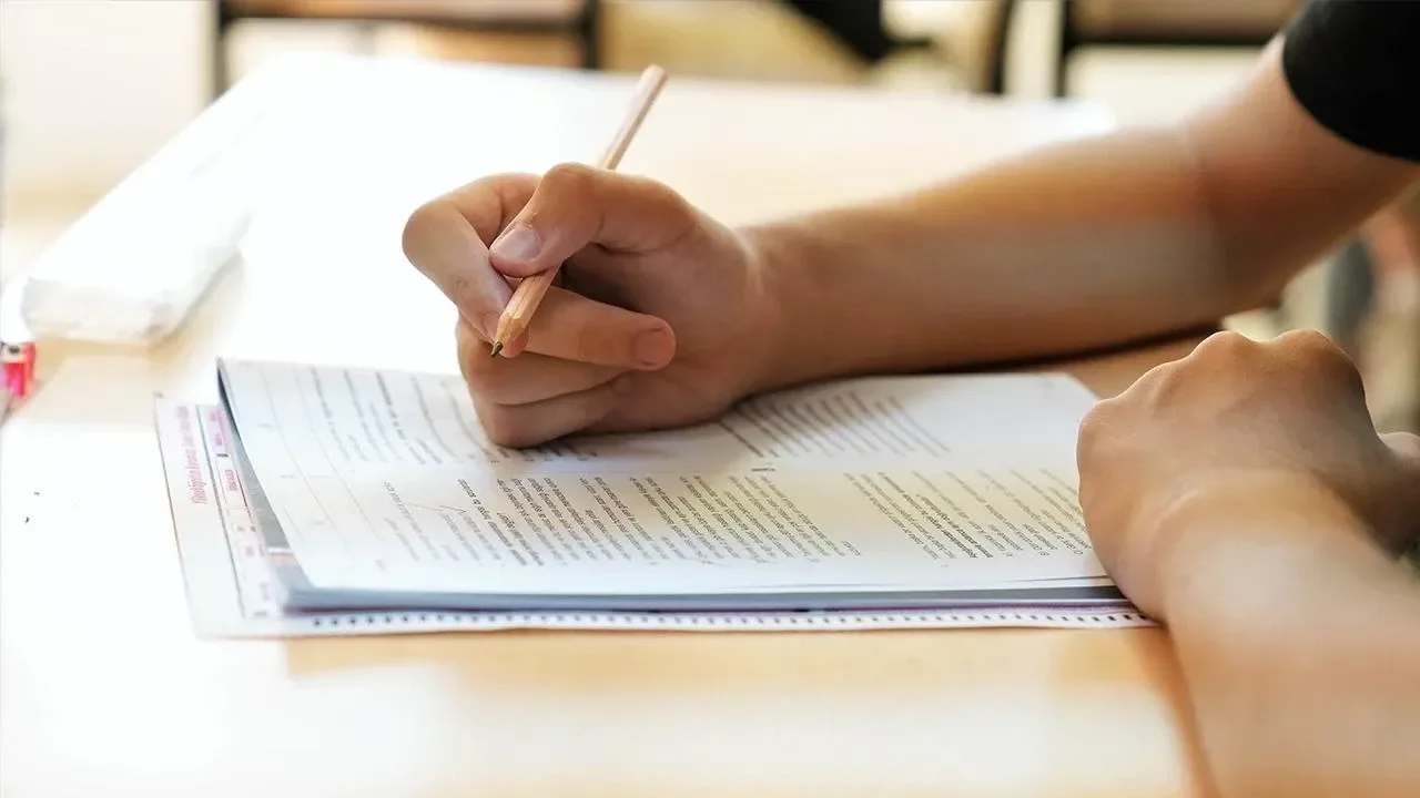 Milyonlar bekliyordu. 2026 sınav maratonu başlıyor. YKS ve KPSS tarihleri belli oldu