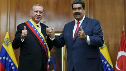 Özel, Maduro fotoğrafıyla Erdoğan’ı hedef aldı: "Trump'tan çekiniyorsun!"