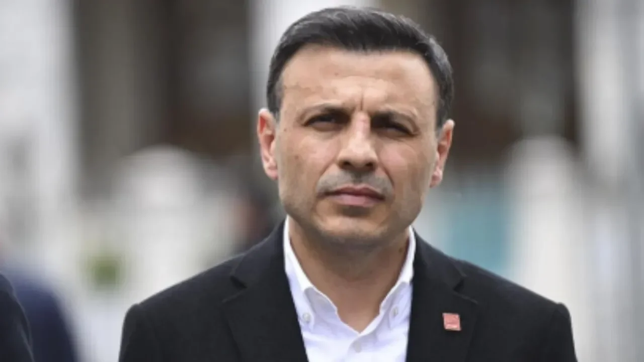 Özgür Çelik: Kongre kazanmanın, seçim kazanmanın suç olduğu günlerden geçiyoruz