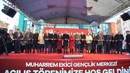 Saruhanlı’da Gençlik ve Sosyal Belediyecilik Projeleri Hizmete Açıldı