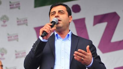 Selahattin Demirtaş'ın 7 konuşmasından 5 'suç' çıkarılan dava ertelendi