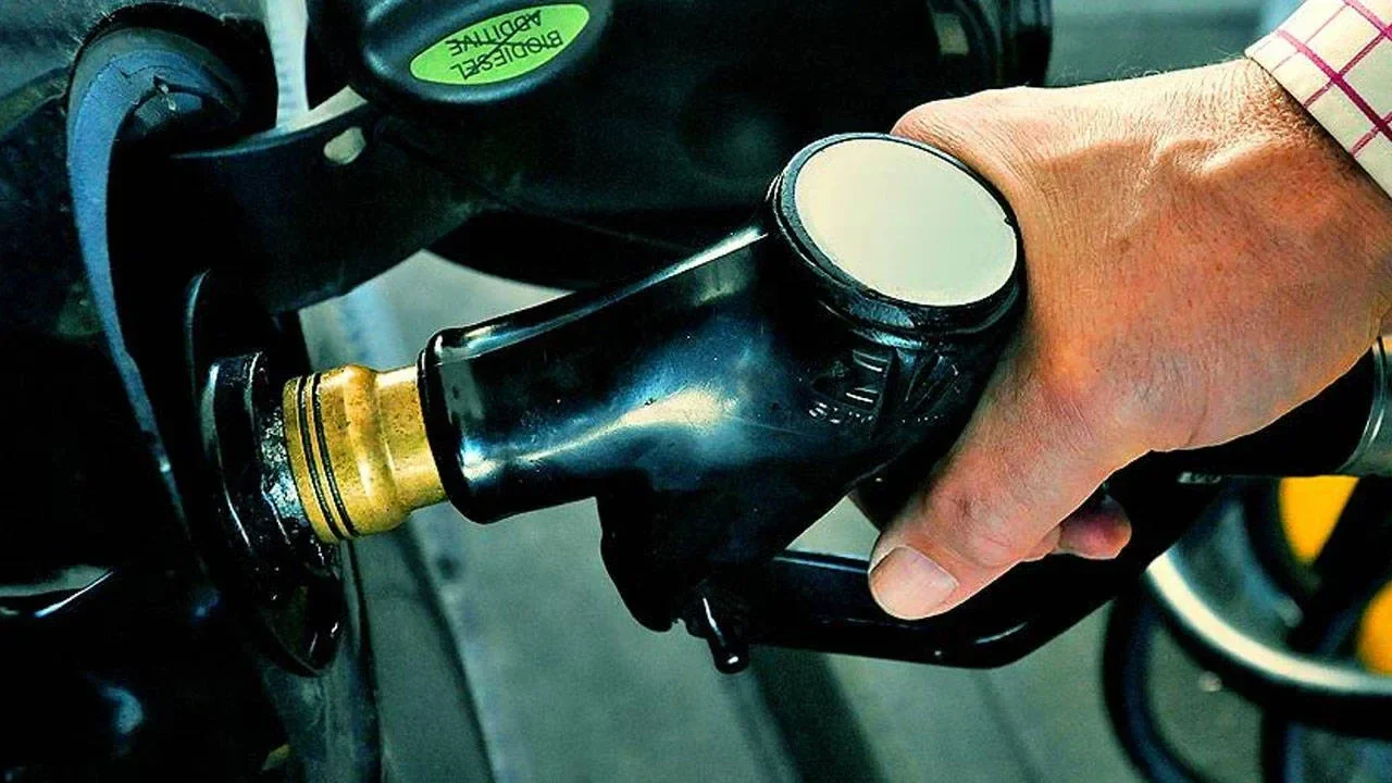 Tarih belli oldu: Motorine zam geliyor