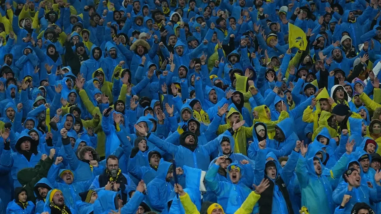 Turkcell Süper Kupa finalini 58 bin 397 seyirci takip etti