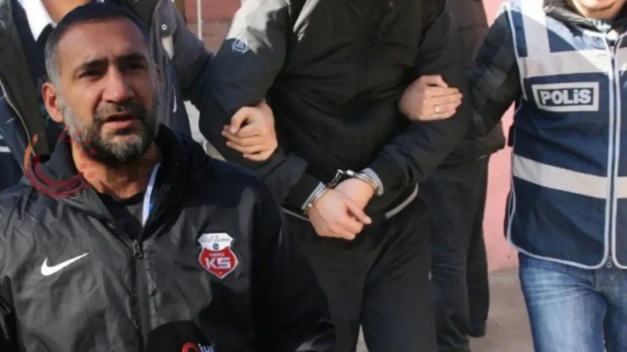 Uyuşturucu suçlamasıyla tutuklanmıştı: Ümit Karan'ın 21 yaşındaki eski sevgilisi konuştu! 'Bana kokain verdi'