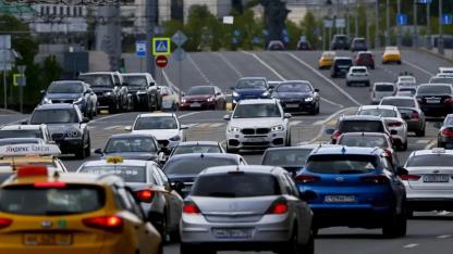 Yerli elektrikli otomobil sahiplerine otoyol ve köprü geçişleri ücretiz