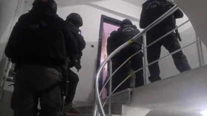 Yılbaşı için saldırı hazırlığındaydılar... Terör hücrelerine seri operasyon! 500’den fazla DEAŞ’lı yakalandı