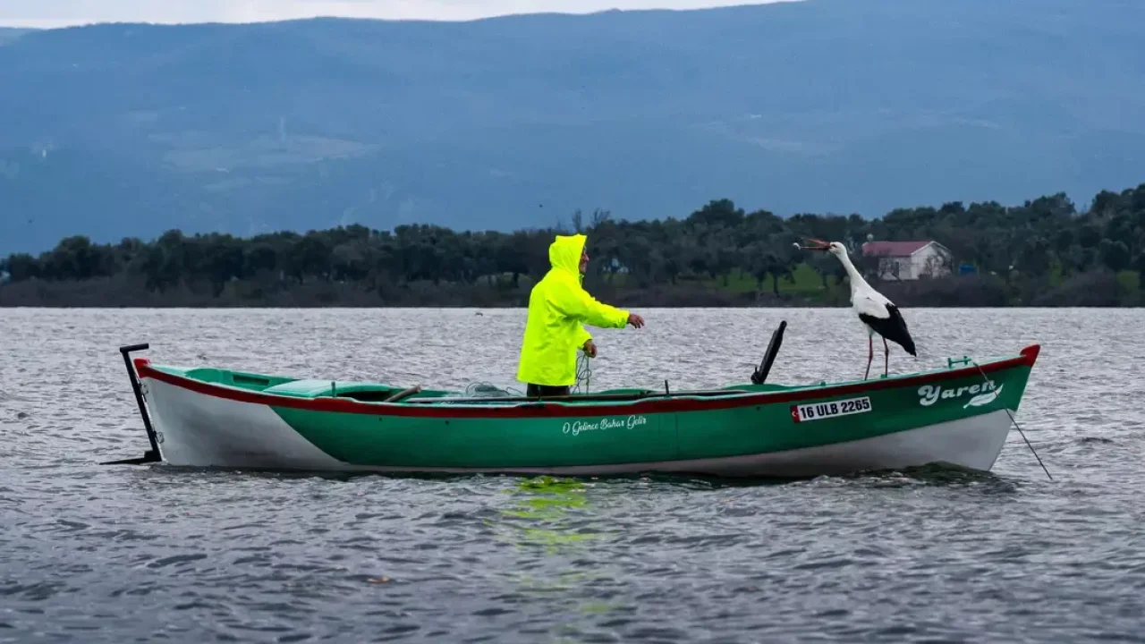 15. yılda da Adem Amca'yı unutmadı! Yaren Leylek yeniden geldi