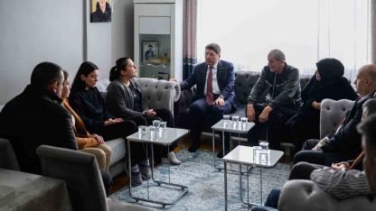 Adalet Bakanı Tunç, Atlas Çağlayan’ın ailesini ziyaret etti