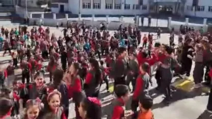 Dalga dalga büyüyen ilahi furyasına Kayseri de katıldı