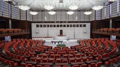 AK Parti’den mali torba kanun hazırlığı: Afet konut satışları ve emekli ikramiyesi gündemde