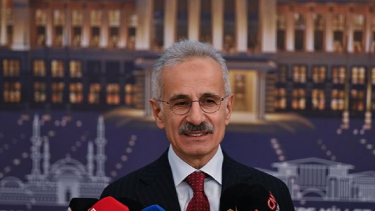 Bakan Uraloğlu açıkladı: 15 yaş altı için yeni düzenleme yolda!