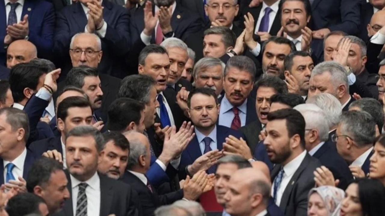 CHP'den Akın Gürlek'e 40 soruluk önerge