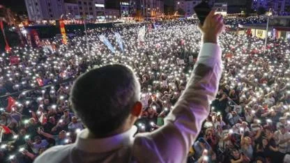 CHP'nin ilk 'bölge' mitingi Bakırköy'de! Ekrem İmamoğlu: Hiçbir zaman zorluklara teslim olmadık; olmayacağız!