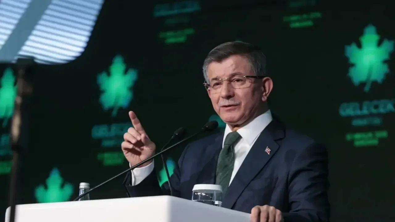 Davutoğlu, ABD büyükelçisinin sözlerine tepki gösterdi: 'Türkiye’ye giriş yasağı getirilsin' çağrısı