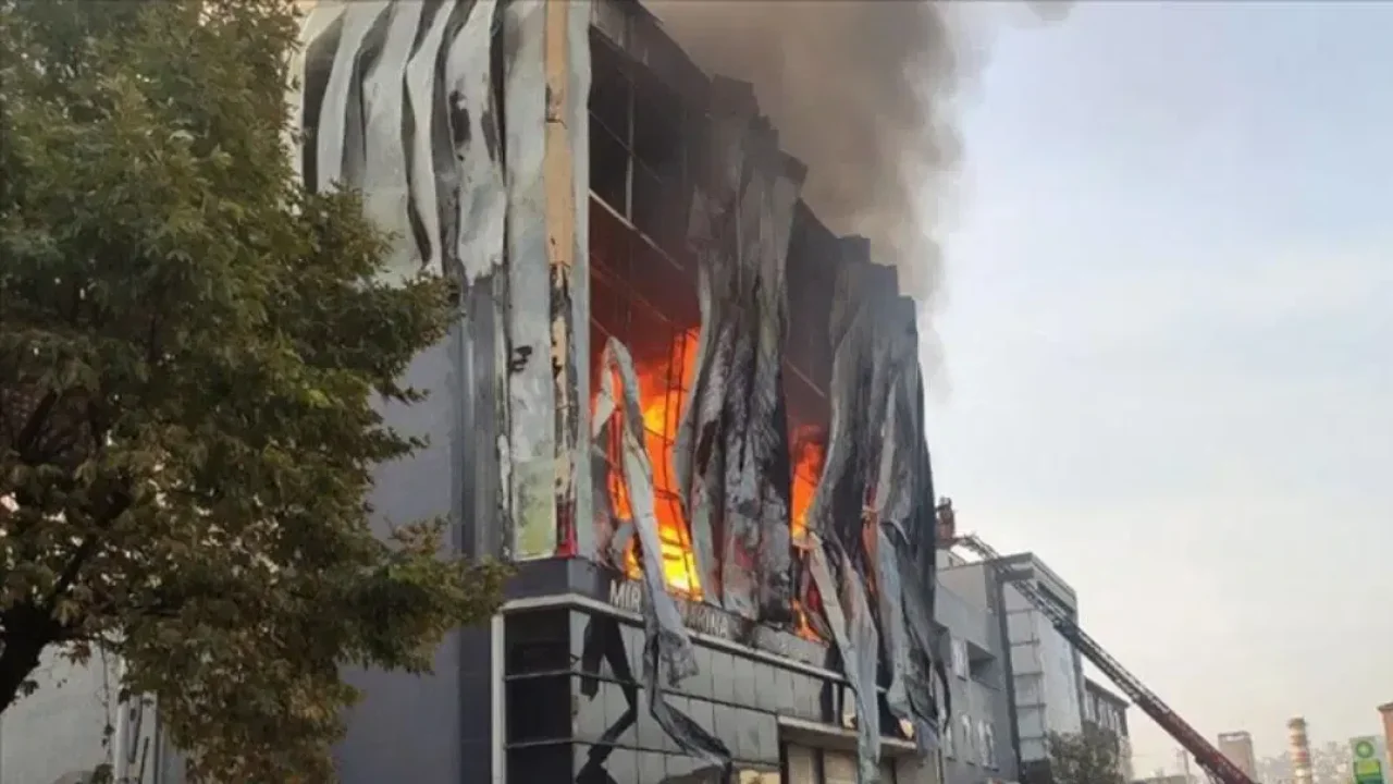 Dilovası’ndaki parfüm fabrikasında patlamanın üzerinden 100 gün geçti: Aileler adalet bekliyor