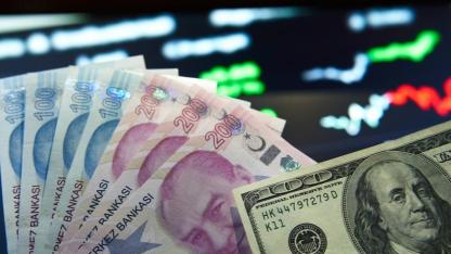 Dolar/TL rekora koşuyor! Bir eşik daha aşıldı