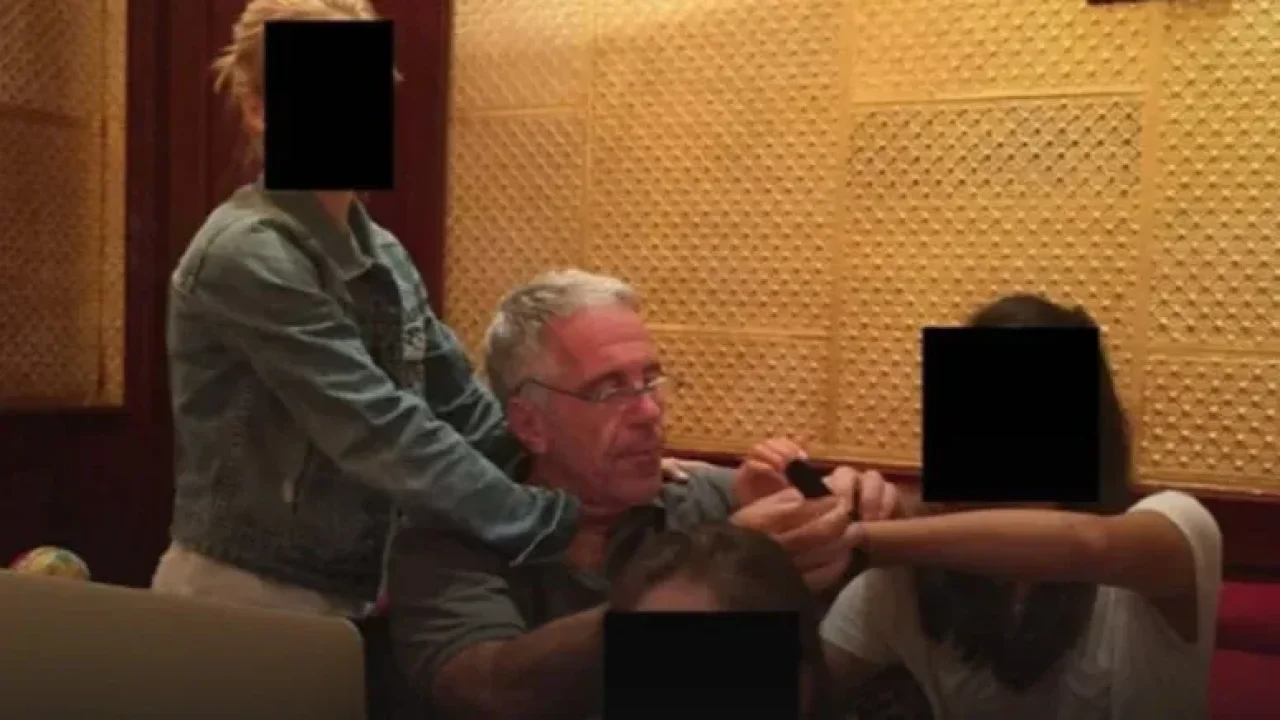 Epstein 9 kez Türkiye'ye geldi: 200 milyon dolar transfer etti