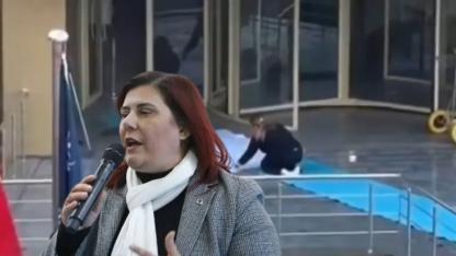 Erdoğan’ın Aydın ziyareti öncesi halı detayı dikkat çekti: Hepsini ütületmiş