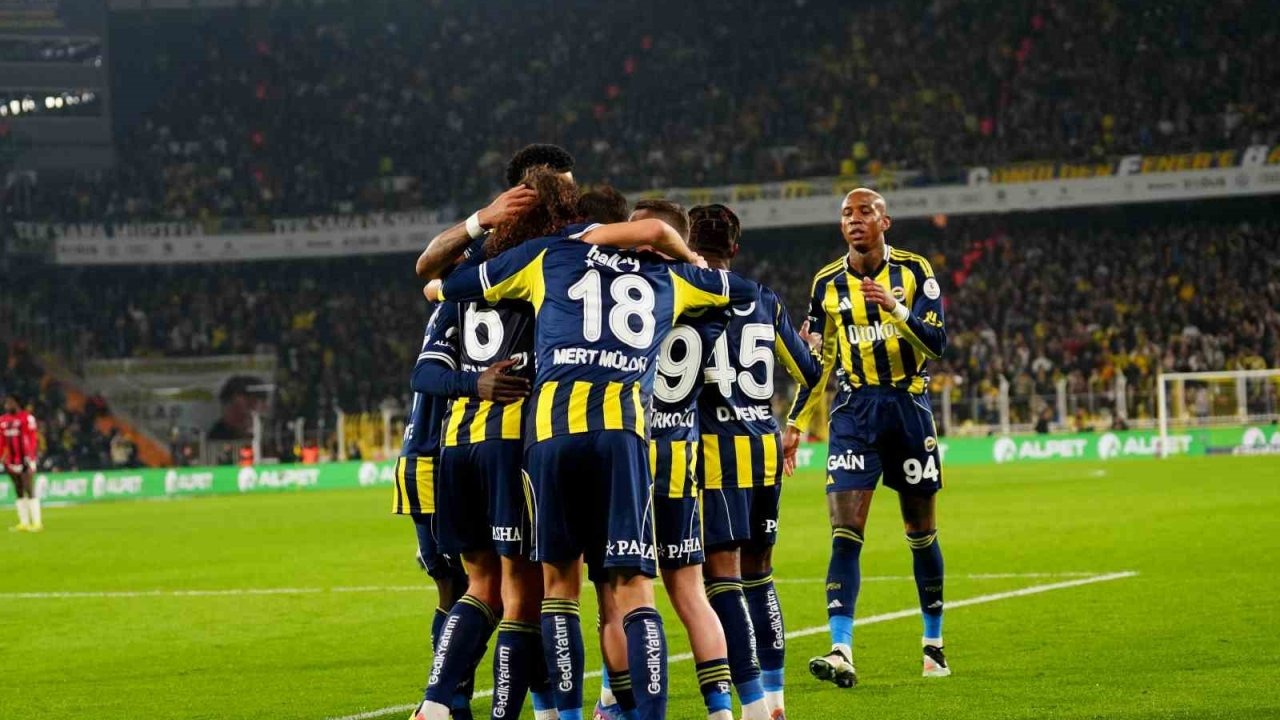 Fenerbahçe, 3. kez ilk yarıda 3 gol attı