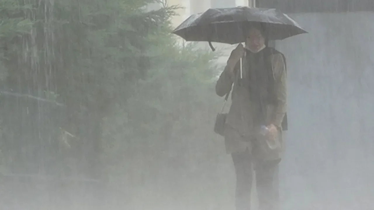 Meteoroloji'den 13 kente sarı ve turuncu kodlu uyarı: Gök gürültülü sağanak, fırtına ve kar geliyor! İşte İzmir için son durum...