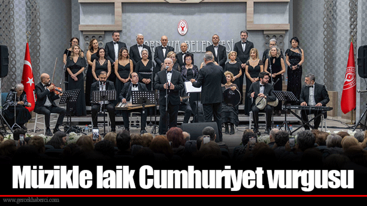 Müzikle laik Cumhuriyet vurgusu