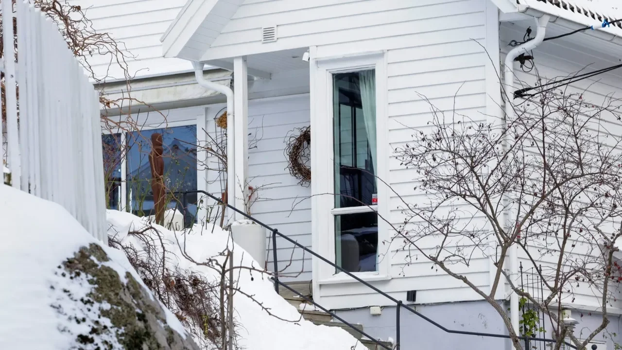 Norveç polisi, Epstein ile ilişkileri sorgulanan eski Başbakan Jagland’ın evini aradı