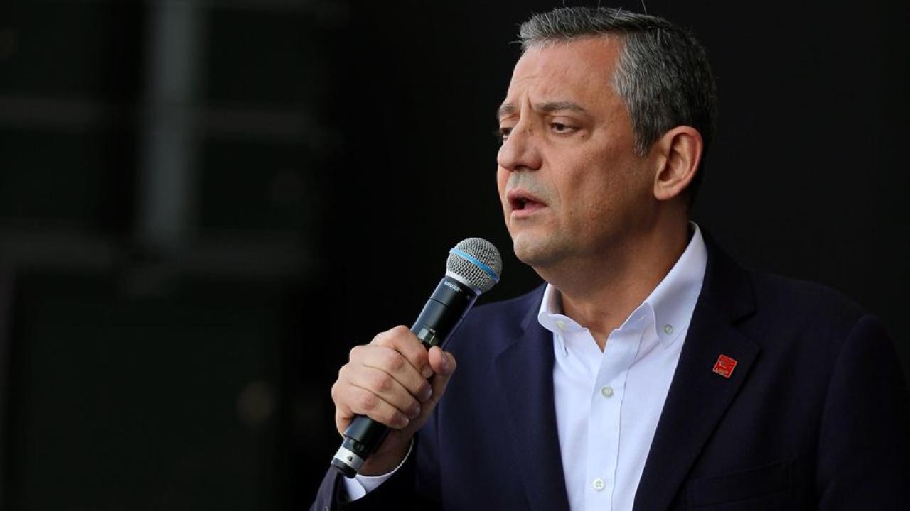 Özel Niğde mitinginde erken seçim çağrısını yineledi