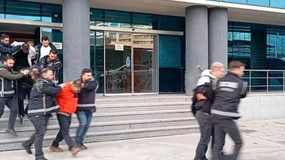 Sarallar çetesine şafak operasyonu