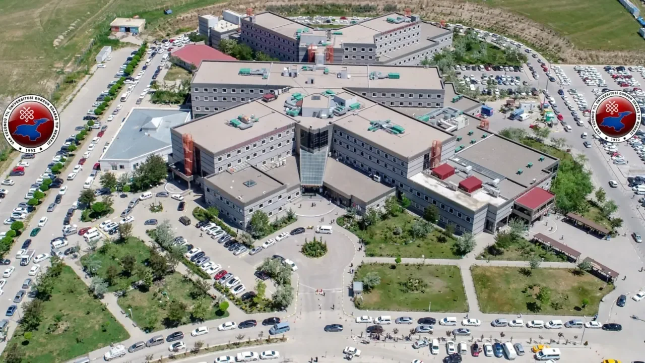 Sayıştay raporu ortaya çıkardı: Üniversite hastanesinde yüzlerce doktor sigortasız çalıştırılmış!