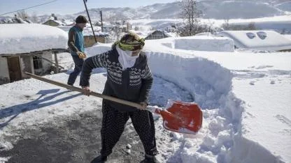 Sıcaklık rekor kırarken bu kadar kar neden yağıyor?