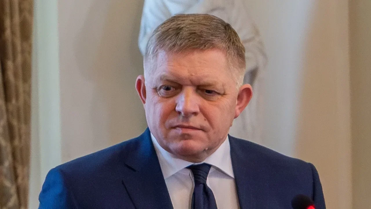 Slovakya Başbakanı Fico’dan Ukrayna’ya tehdit