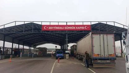 Suriye’den Türkiye sınırındaki 2 kapıyı kapatma kararı