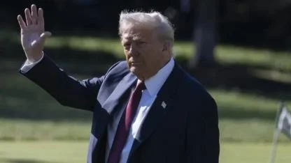 Trump'tan İran'a görüşme öncesi 'bombardıman uçağı' mesajı