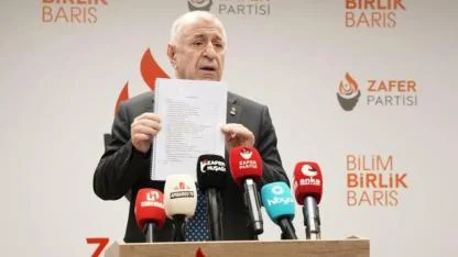 Ümit Özdağ'dan komisyonun ortak raporuna tepki: Türkiye Cumhuriyeti devletinin anayasal yapısına indirilmiş bir darbe!