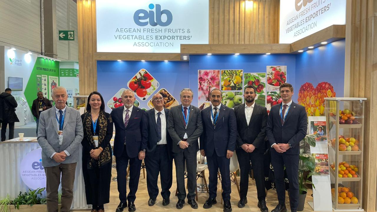 Yaş meyve sebze sektöründe en çok ihracat yapılan 20 ülkenin 10’u AB ülkesi