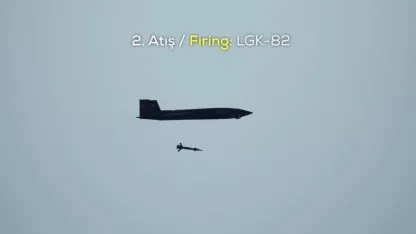 Bayraktar KIZILELMA LGK-82 ve TEBER-82 mühimmatlarıyla hedefi tam isabetle vurdu