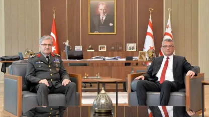 KKTC Cumhurbaşkanı Erhürman, Kara Kuvvetleri Komutanı Orgeneral Tokel ile görüştü