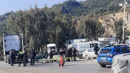 Maden ocağında tırın altında kalan kadın hayatını kaybetti