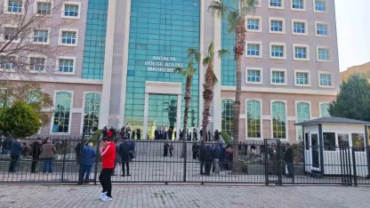 Antalya Büyükşehir Belediyesi’ne yönelik davanda tutuksuz sanıkların savunmaları alındı